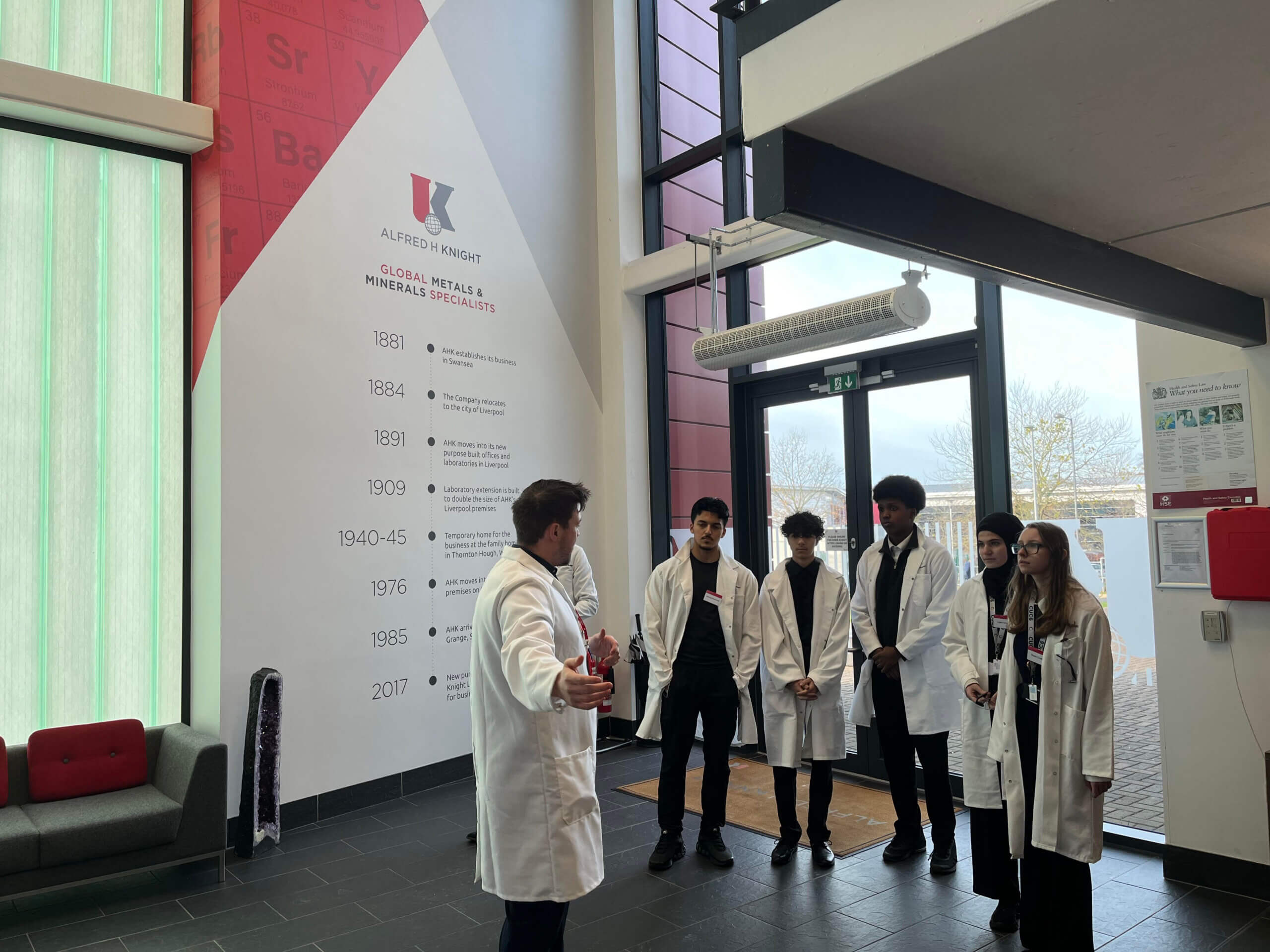 AHK colleague, Robbie Hand, giving UTC students a tour of JKL laboratory